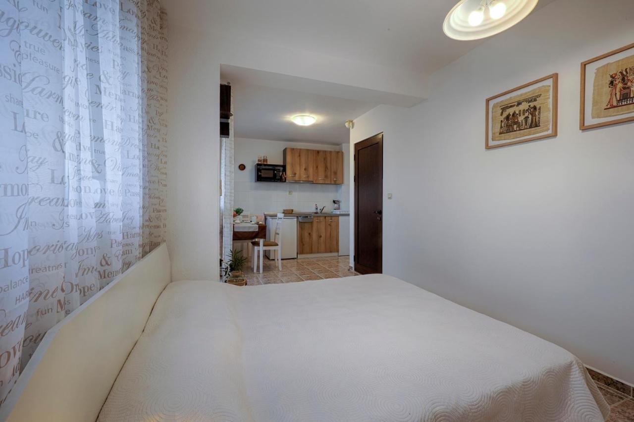 Kabakum Apartments Alen Mak Goudstrand Buitenkant foto